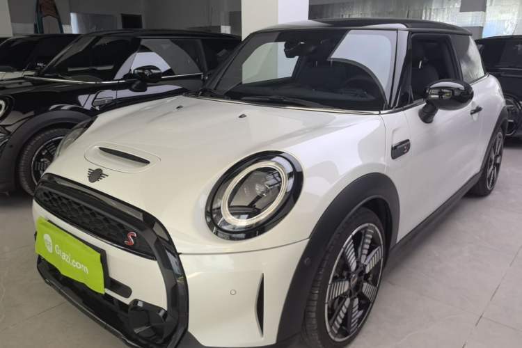 Used MINI 2023 Updated 2.0T COOPER S Artist Guazi used car, China used car export, Used car for sale, Used cars, Cheapest cars for sale