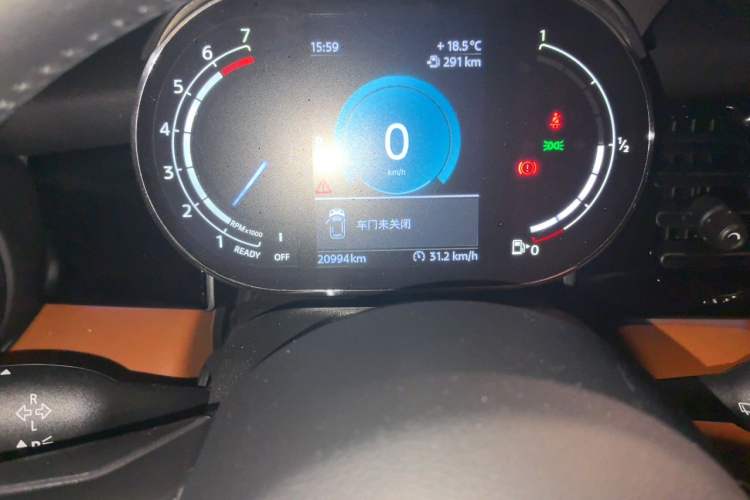 Used MINI 2023 1.5T COOPER Artist Odometer Close Up