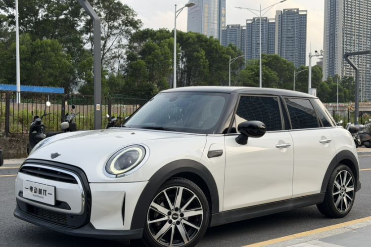 Used MINI 2023 1.5T COOPER Artist Five-Door Edition Guazi used car, China used car export, Used car for sale, Used cars, Cheapest cars for sale