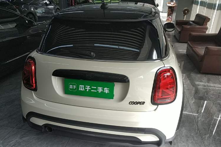 Used MINI 2023 1.5T COOPER Artist Rear