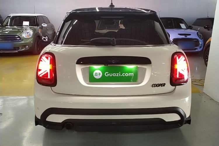 Used MINI 2023 1.5T COOPER Artist Five-Door Edition Rear