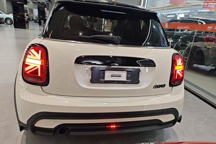 Used MINI 2023 1.5T COOPER Artist Rear