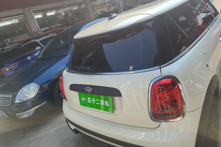 Used MINI 2023 1.5T ONE Rear