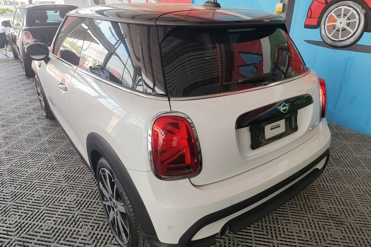 Used MINI 2023 Updated 1.5T COOPER Artist Rear Left 45 Deg