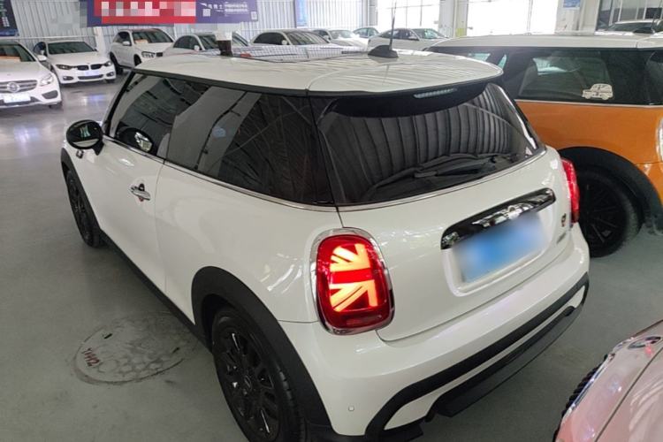 Used MINI 2023 1.5T ONE Rear Left 45 Deg