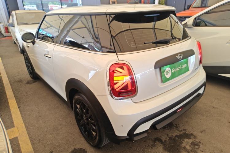 Used MINI 2023 1.5T ONE Rear Left 45 Deg