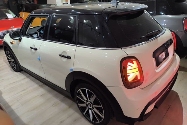 Used MINI 2023 1.5T COOPER Artist Five-Door Edition Rear Left 45 Deg