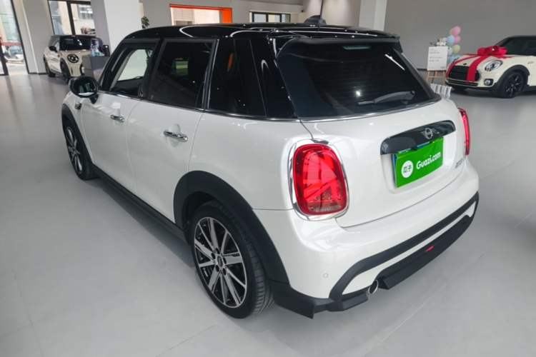 Used MINI 2023 Updated 1.5T COOPER Artist Five-Door Edition Rear Left 45 Deg