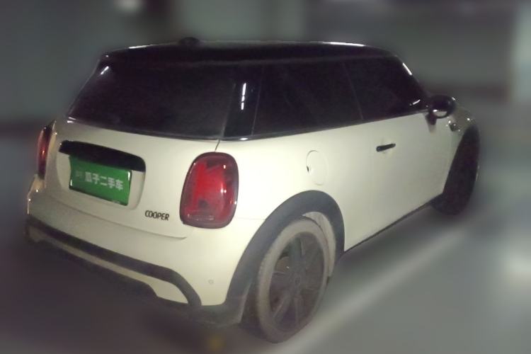 Used MINI 2023 1.5T COOPER Artist Rear Right 45 Deg