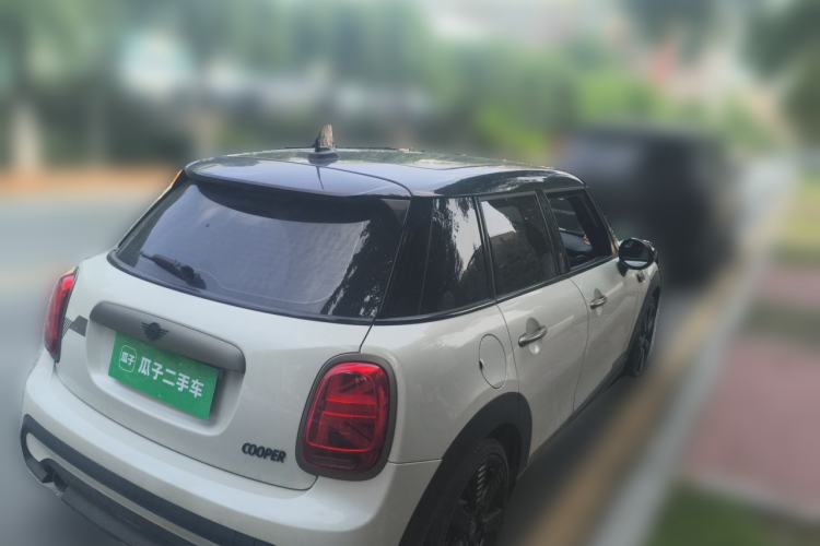 Used MINI 2023 1.5T COOPER King's Cross Special Edition Five-Door Version Rear Right 45 Deg