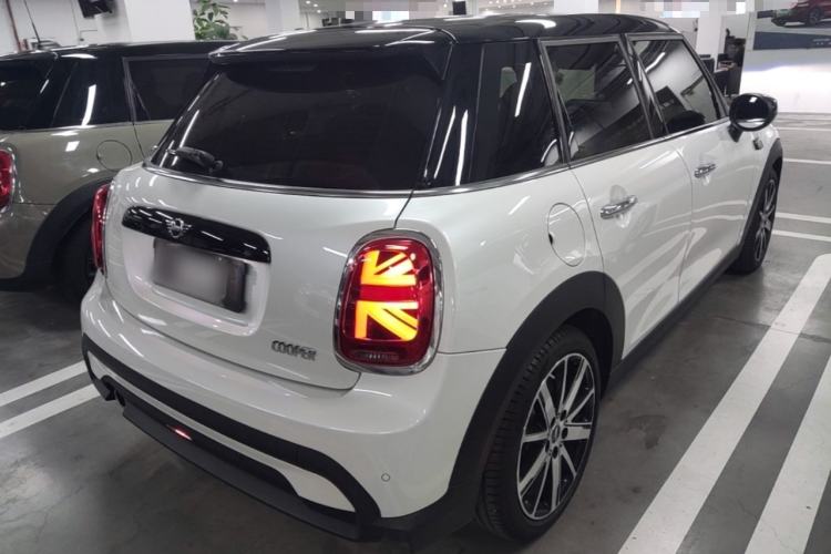 Used MINI 2023 Updated 1.5T COOPER Artist Five-Door Edition Rear Right 45 Deg