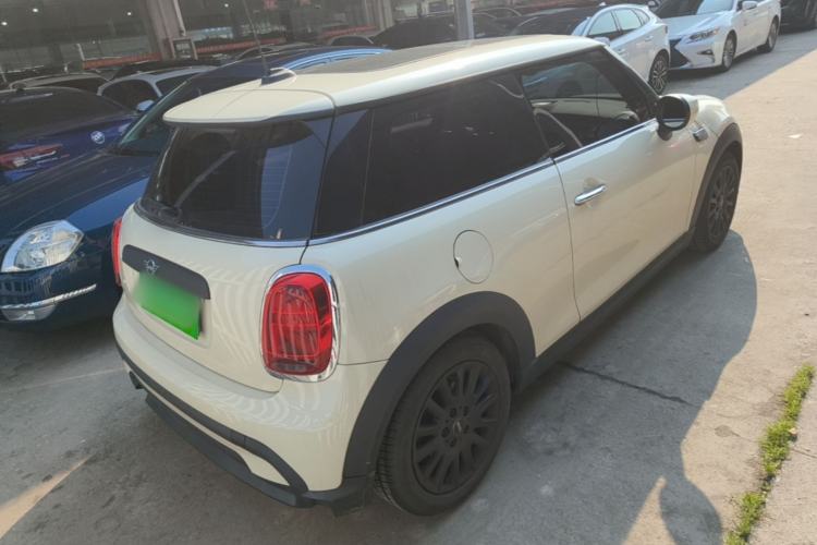 Used MINI 2023 1.5T ONE Rear Right 45 Deg