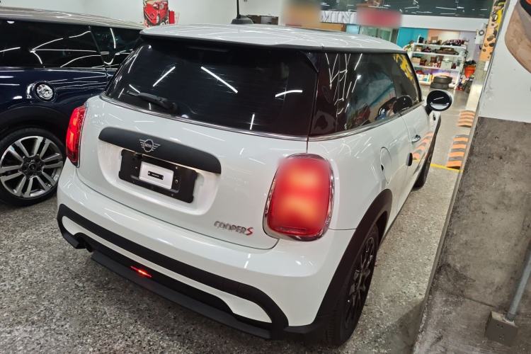 Used MINI 2023 1.5T ONE Rear Right 45 Deg