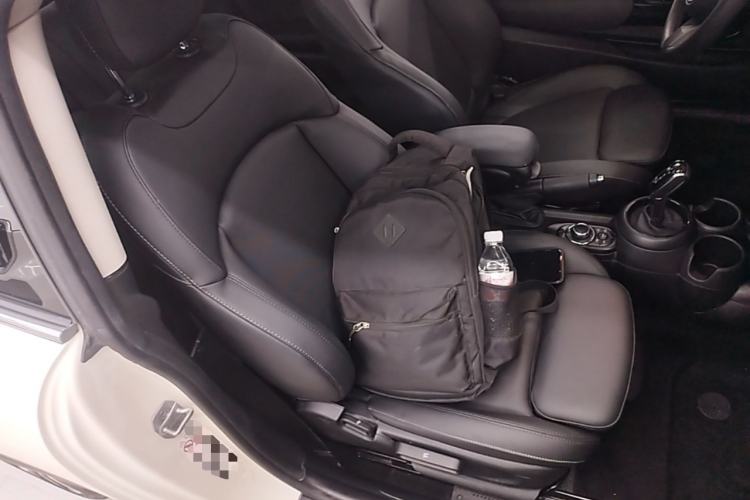 Used MINI 2023 1.5T COOPER Artist Right Front Seat