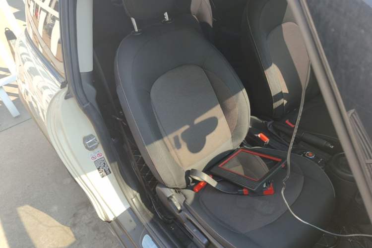 Used MINI 2023 1.5T ONE Right Front Seat