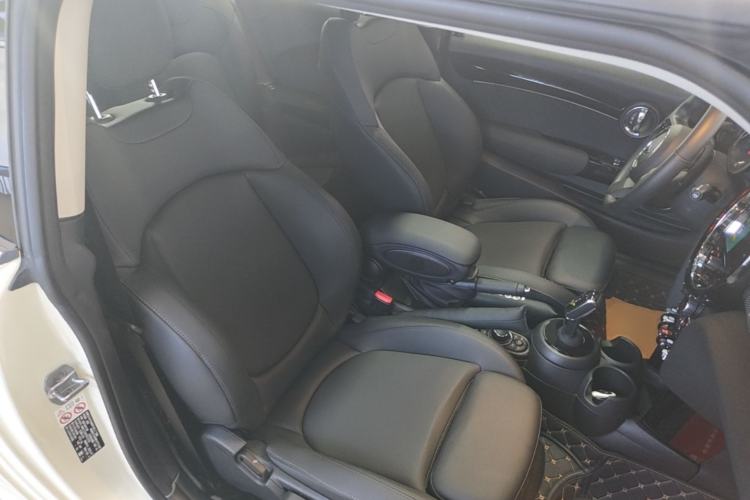 Used MINI 2023 1.5T COOPER Artist Right Front Seat