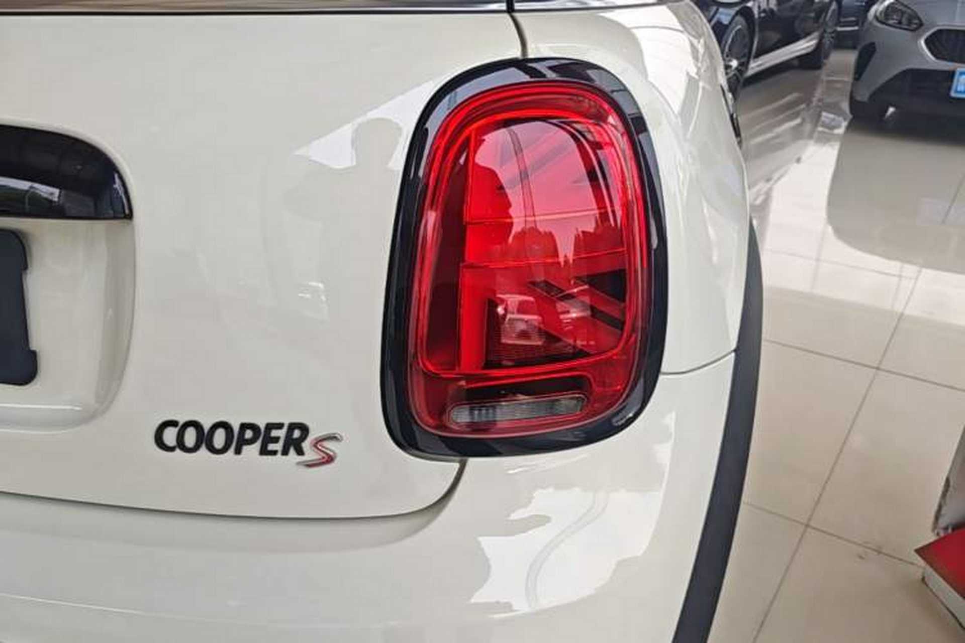 Used MINI 2023 2.0T COOPER S Artist Right Rear Taillight