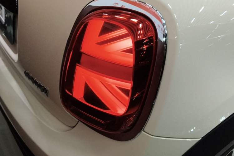 Used MINI 2023 1.5T COOPER Artist Right Rear Taillight