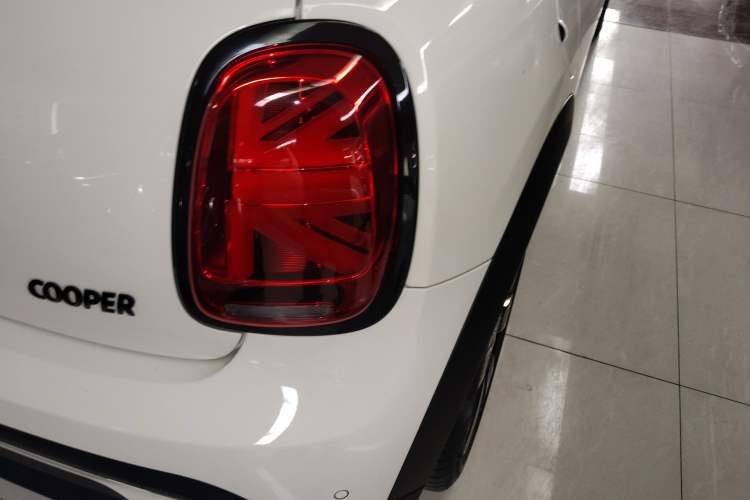 Used MINI 2023 1.5T COOPER Artist Right Rear Taillight