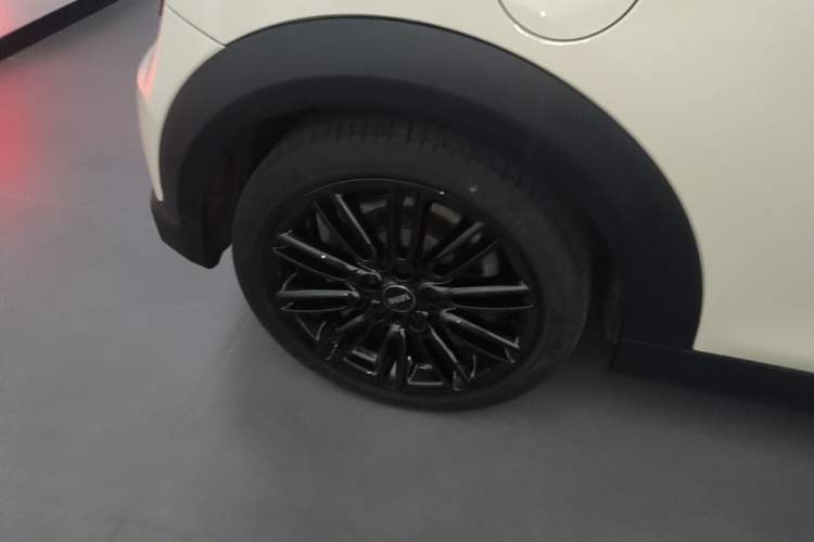 Used MINI 2023 1.5T COOPER Artist Right Rear Wheel Hub