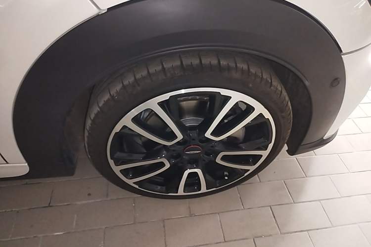 Used MINI 2023 Updated 2.0T COOPER S Racing Driver Right Rear Wheel Hub