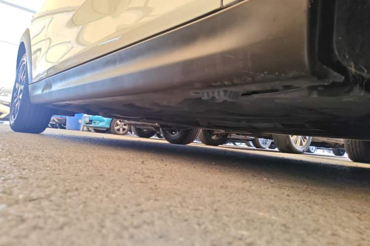 Used MINI 2023 1.5T ONE Right Side Sill