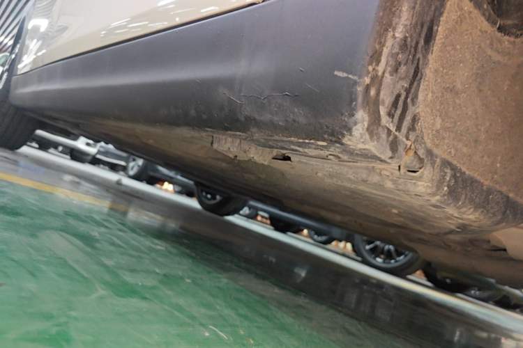 Used MINI 2023 1.5T COOPER Artist Five-Door Edition Right Side Sill