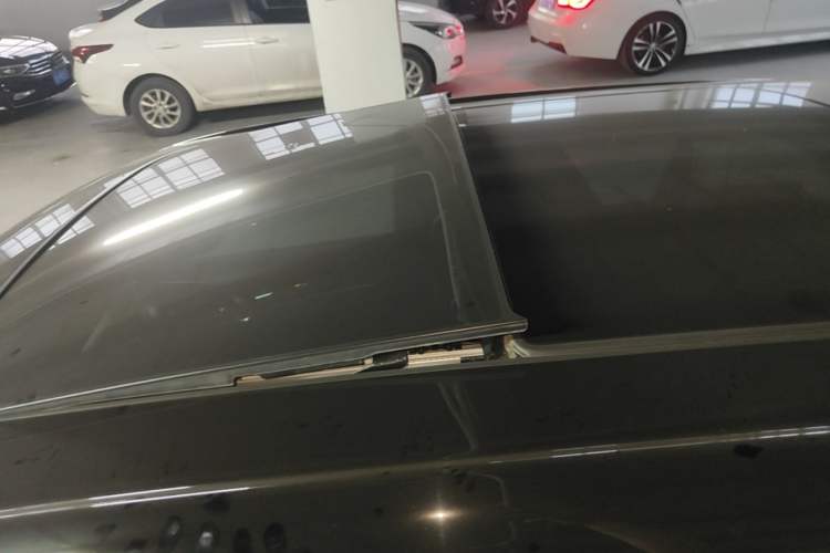 Used MINI 2023 Updated 1.5T COOPER Artist Five-Door Edition Roof