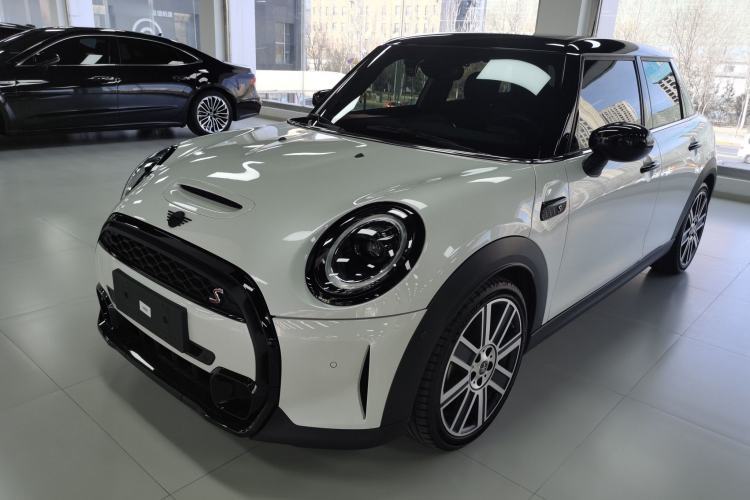 Used MINI 2023 Facelift 2.0T COOPER S Artist Five-Door Edition Guazi used car, China used car export, Used car for sale, Used  cars, Cheapest cars for sale