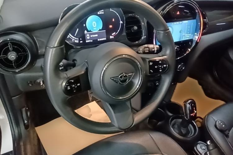 Used MINI 2023 1.5T ONE Steering Wheel