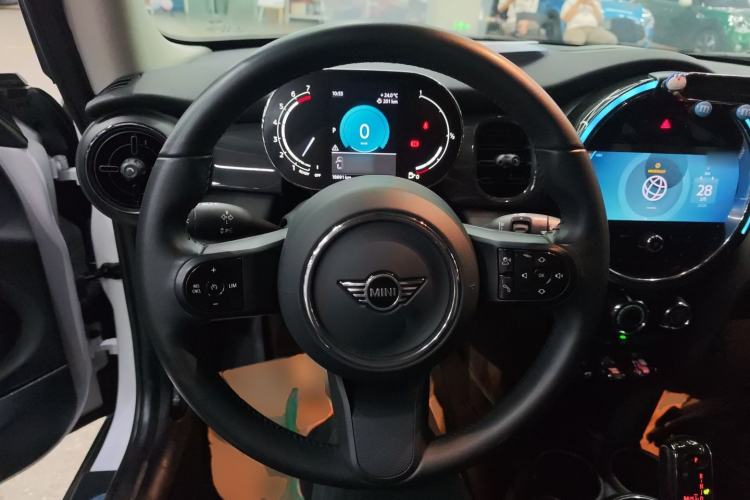Used MINI 2023 1.5T ONE Steering Wheel