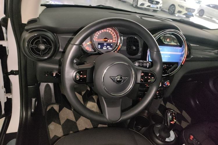 Used MINI 2023 1.5T ONE Steering Wheel