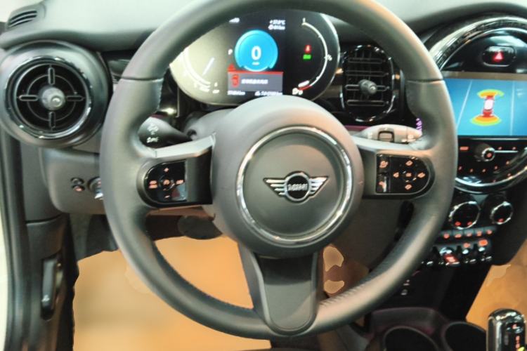Used MINI 2023 1.5T COOPER Artist Steering Wheel