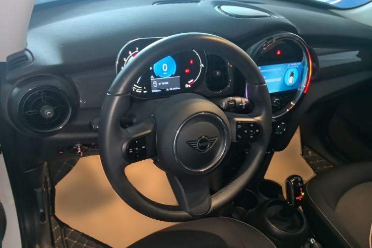 Used MINI 2023 1.5T ONE Steering Wheel