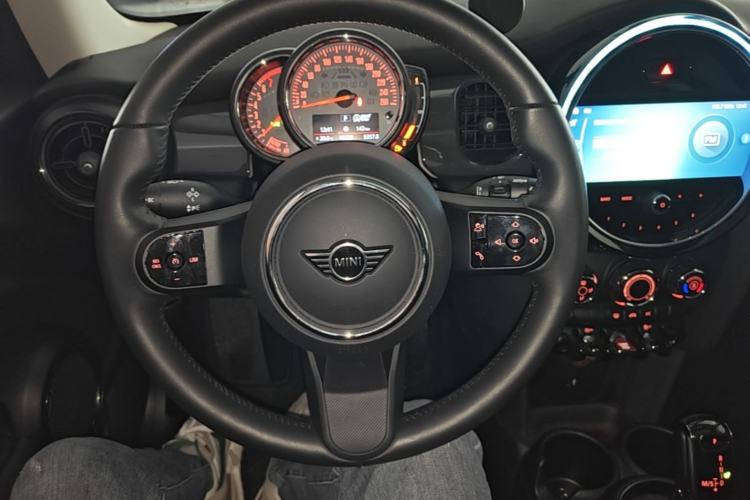 Used MINI 2023 1.5T ONE Steering Wheel