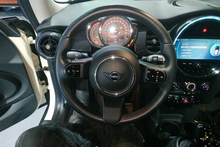 Used MINI 2023 1.5T ONE Steering Wheel