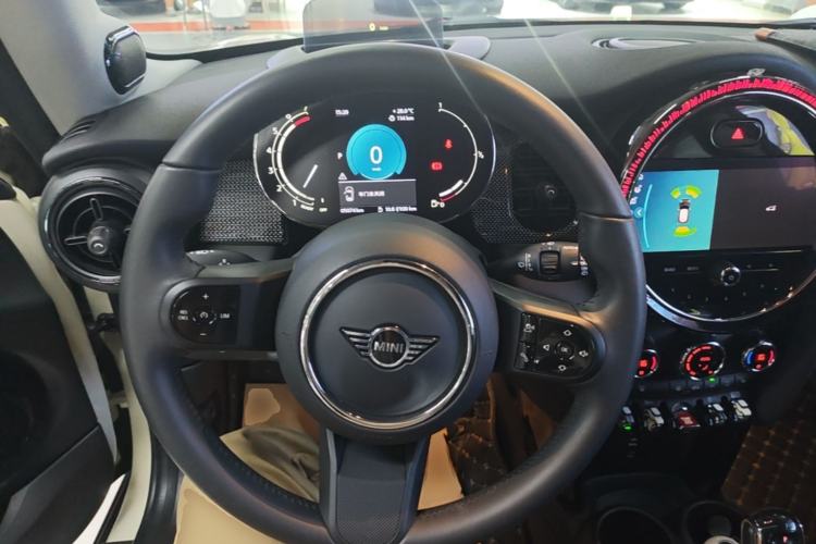 Used MINI 2023 1.5T COOPER Artist Steering Wheel
