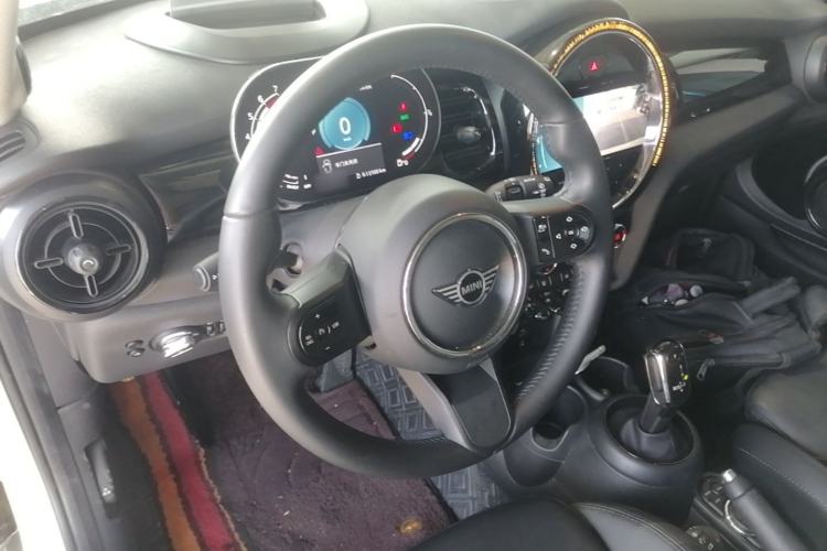 Used MINI 2023 1.5T COOPER Artist Steering Wheel