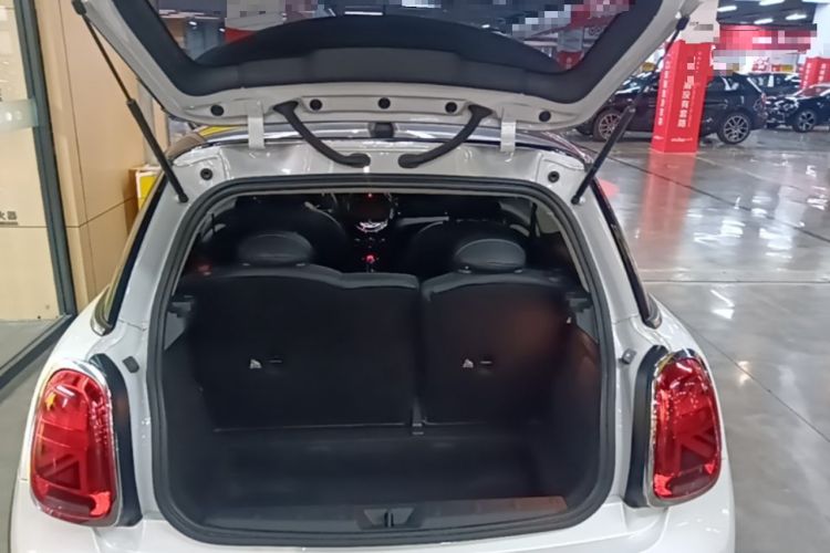 Used MINI 2023 1.5T ONE Trunk