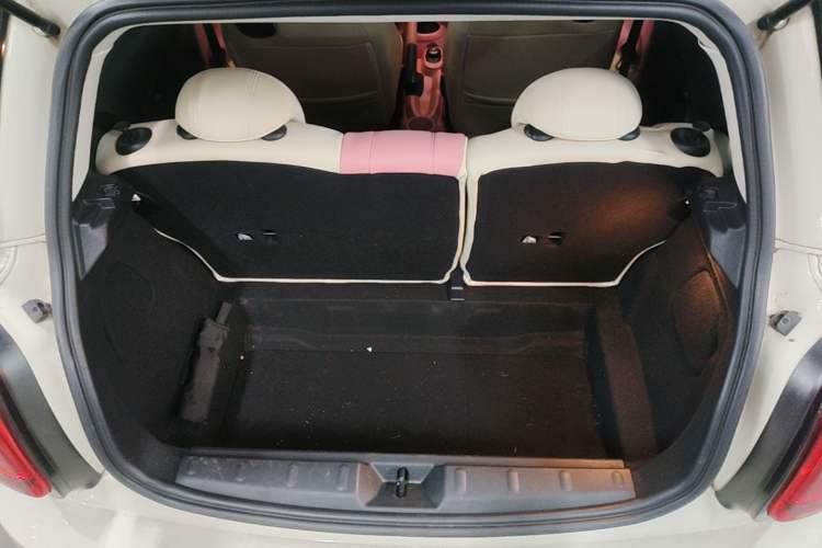 Used MINI 2023 1.5T ONE Trunk