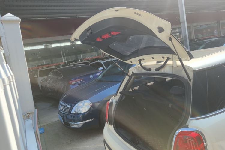 Used MINI 2023 1.5T ONE Trunk