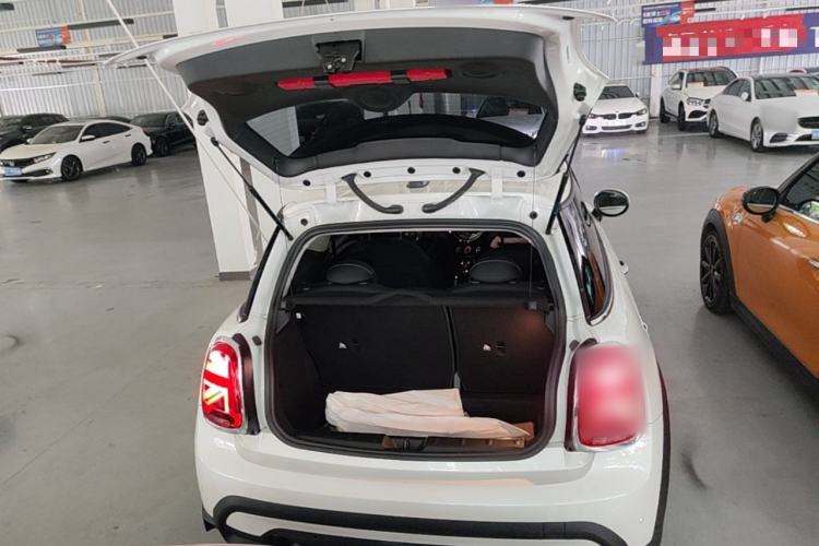Used MINI 2023 1.5T ONE Trunk