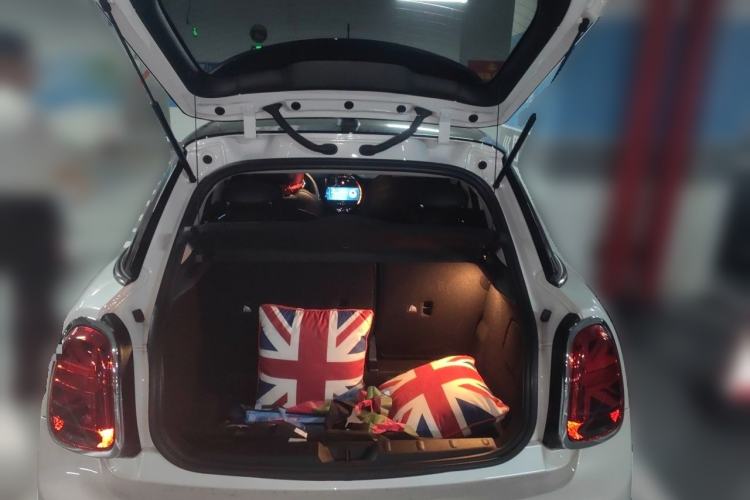 Used MINI 2023 Updated 1.5T COOPER Artist Trunk