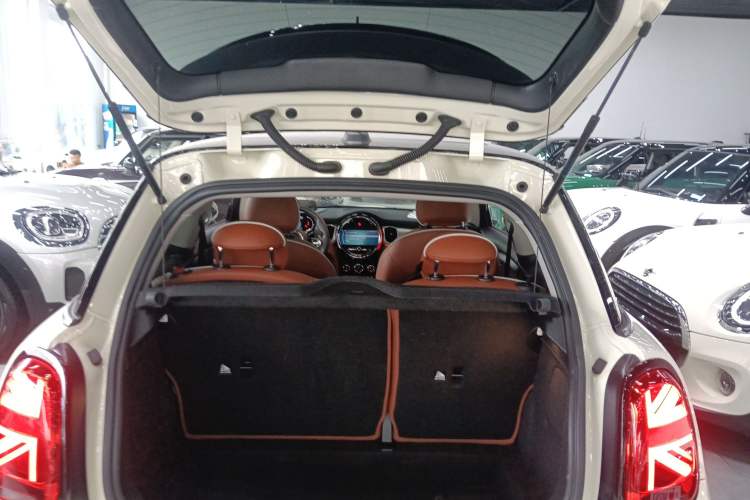 Used MINI 2023 2.0T COOPER S Artist Trunk