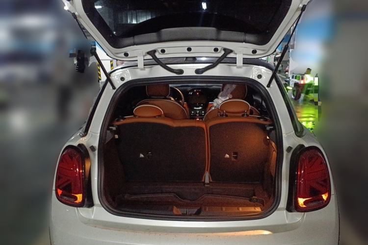 Used MINI 2023 Updated 2.0T COOPER S Artist Trunk