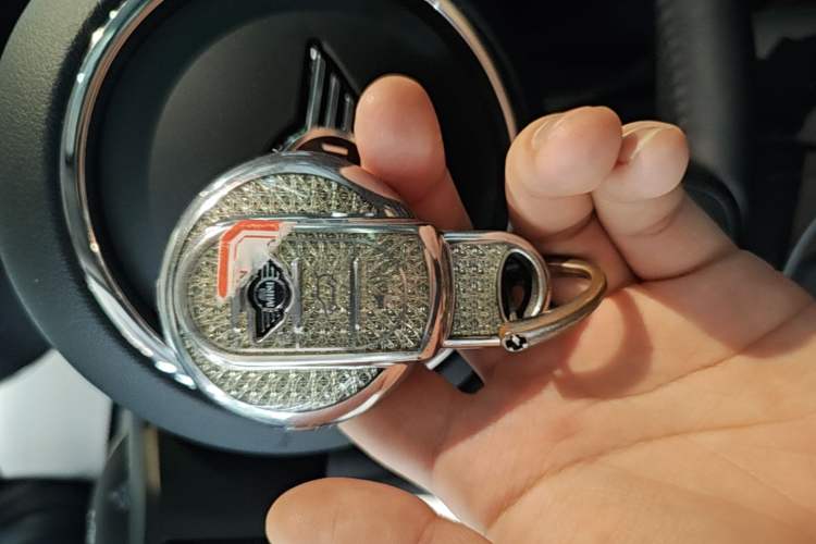 Used MINI 2023 1.5T COOPER Artist Vehicle Key