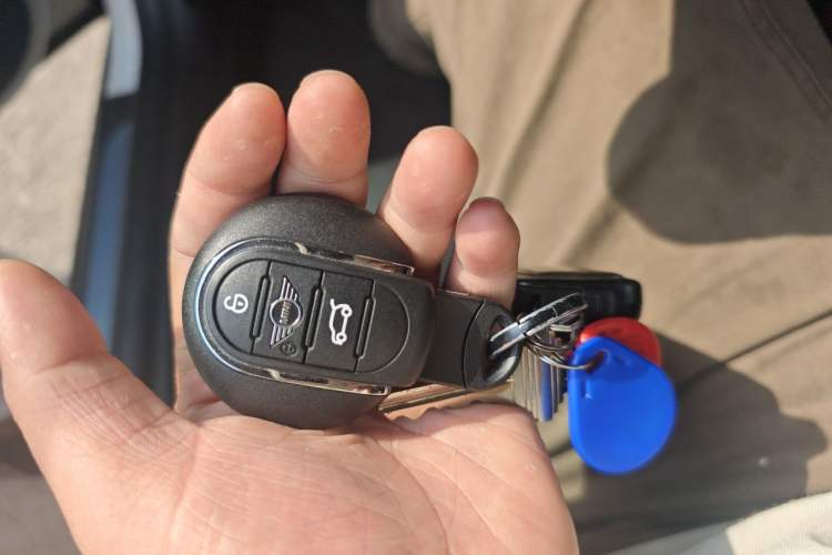 Used MINI 2023 1.5T ONE Vehicle Key