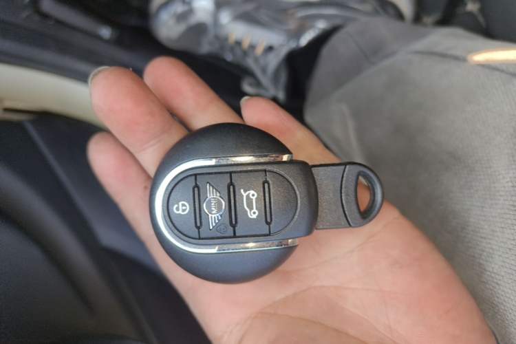 Used MINI 2023 1.5T ONE Vehicle Key