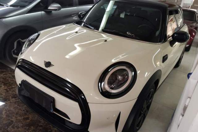 Used MINI 2023 1.5T COOPER Artist