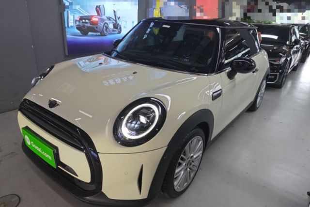 Used MINI 2023 1.5T COOPER Artist